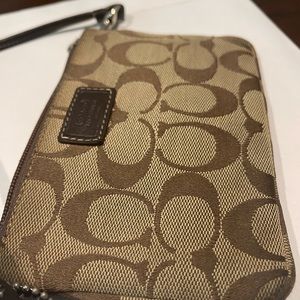 Coach wristlet wallet